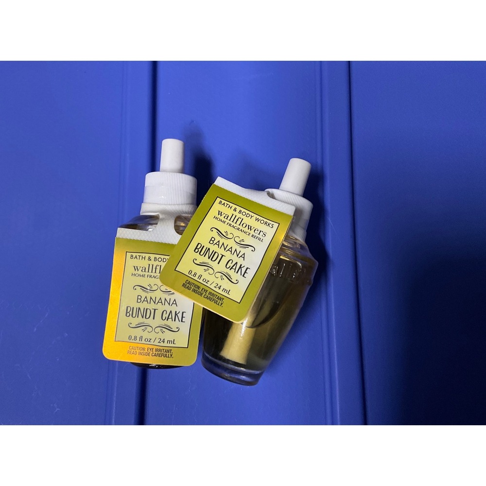Bath and Body Works Wallflowers Refill Banana Bundt Cake 2 Pack Home Fragrance